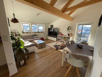 Wohnung zur Miete 720 € 4 Zimmer 93 m² Geschoss 1/2 frei ab 01.06.2025 Zenting Zenting 94579
