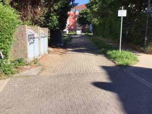 Tiefgarage zur Miete provisionsfrei 50 € Döberitzer Straße 19 Hassels Stadtbezirk 9 40599