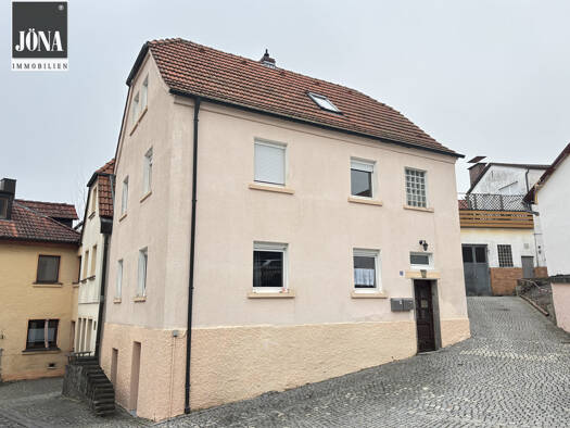 Mehrfamilienhaus zum Kauf 229.000 € 6 Zimmer 138 m² 104 m² Grundstück frei ab sofort Stadtsteinach 95346