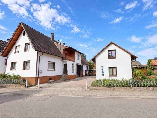 Mehrfamilienhaus zum Kauf 328.000 € 6 Zimmer 118,7 m² 577 m² Grundstück Steinmauern 76579