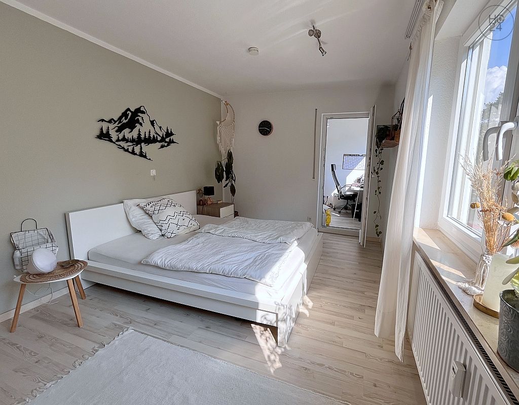 Wohnung zur Miete Wohnen auf Zeit 1.590 € 2,5 Zimmer 62 m²<br/>Wohnfläche 01.10.2024<br/>Verfügbarkeit Münster Stuttgart 70376