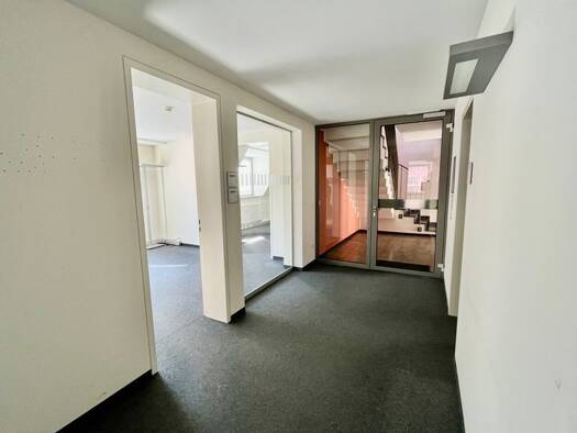 Bürofläche zur Miete 11,16 € 10,5 Zimmer 277,7 m² Bürofläche Emilienstraße 9 Wöhrd Nürnberg 90489