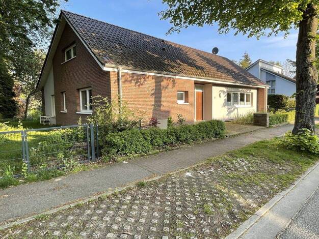 Einfamilienhaus zur Miete 1.600 € 6 Zimmer 160 m² 1.000 m² Grundstück Neustadt Neustadt in Holstein 23730
