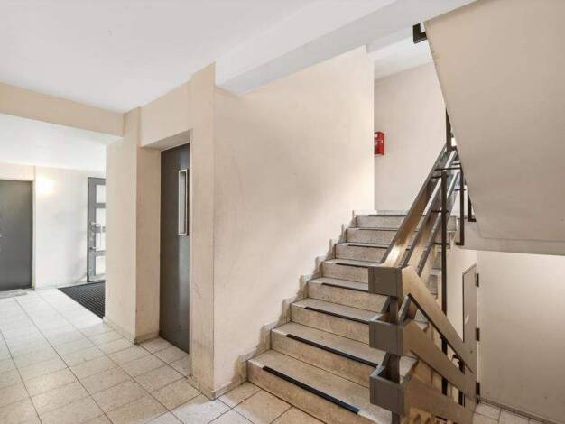 Wohnung zum Kauf provisionsfrei 217.000 € 2 Zimmer 74,1 m² 1. Geschoss Angerburger Allee 17 Westend Berlin 14055
