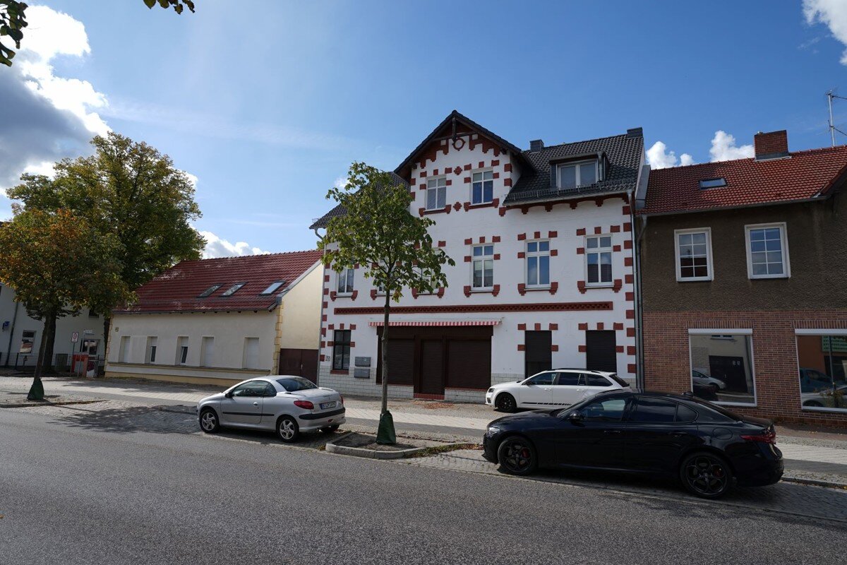 Mehrfamilienhaus zum Kauf 549.000 € 13 Zimmer 302 m²<br/>Wohnfläche 720 m²<br/>Grundstück Fürstenwalde Fürstenwalde/Spree 15517