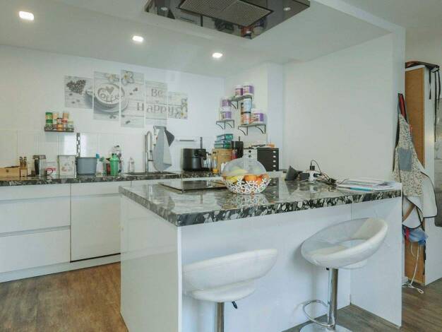 Einfamilienhaus zum Kauf 750.000 € 8 Zimmer 206,6 m² 291 m² Grundstück Magstadt 71106