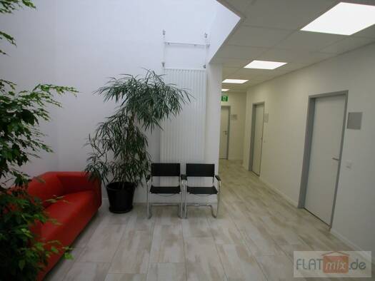 Büro zur Miete 299 € 1 m² Bürofläche Kernstadt Paderborn 33102
