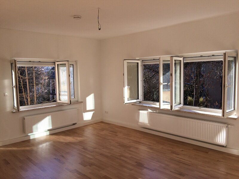 Wohnung zur Miete 680 € 3 Zimmer 69 m²<br/>Wohnfläche 1.<br/>Geschoss 01.01.2025<br/>Verfügbarkeit Blochmannstr. 1 Jena - West Jena 07743