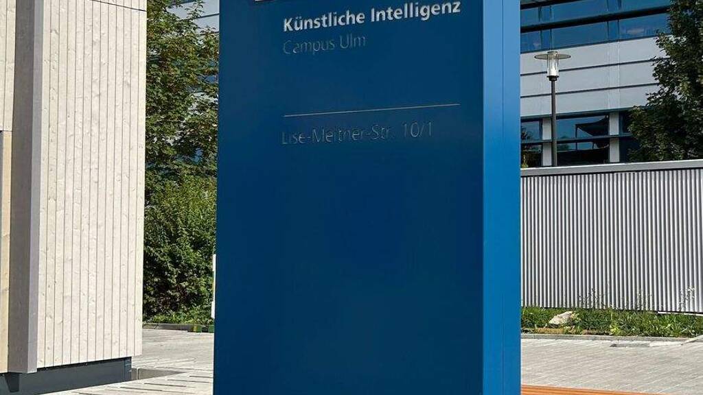 Büro zur Miete provisionsfrei 550 € 1 Zimmer 20 m² Bürofläche teilbar von 10 m² bis 160 m² Lise-Meitner-Straße 10/1 Eselsberg Ulm 89081