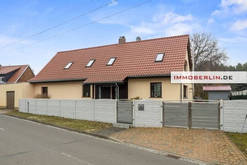 Haus zum Kauf 350.000 € 5 Zimmer 180 m² 717 m² Grundstück frei ab sofort Jahmo Wittenberg 06889