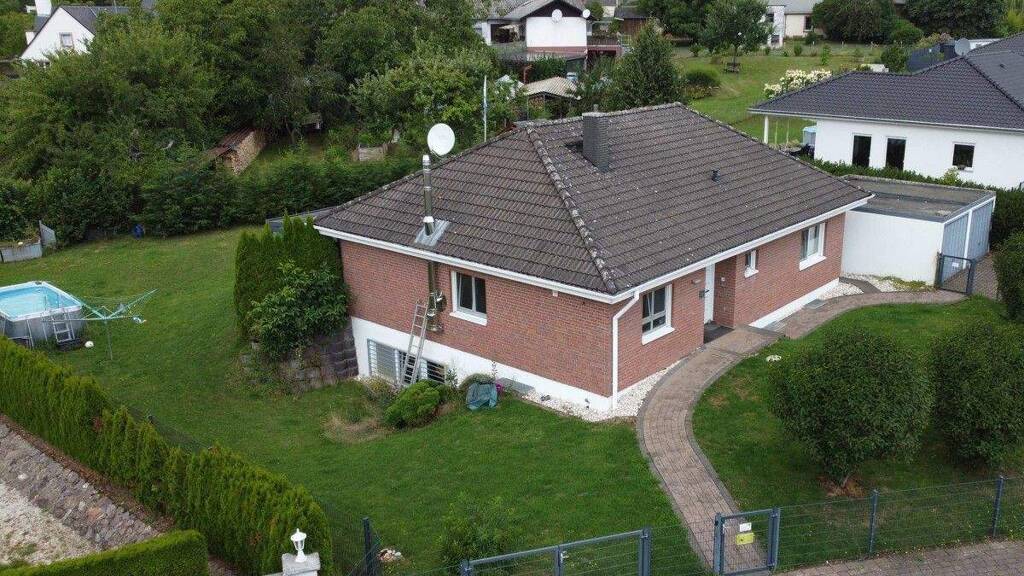 Bungalow zum Kauf 429.000 € 4 Zimmer 135 m² 1.062 m² Grundstück Zemmer 54313