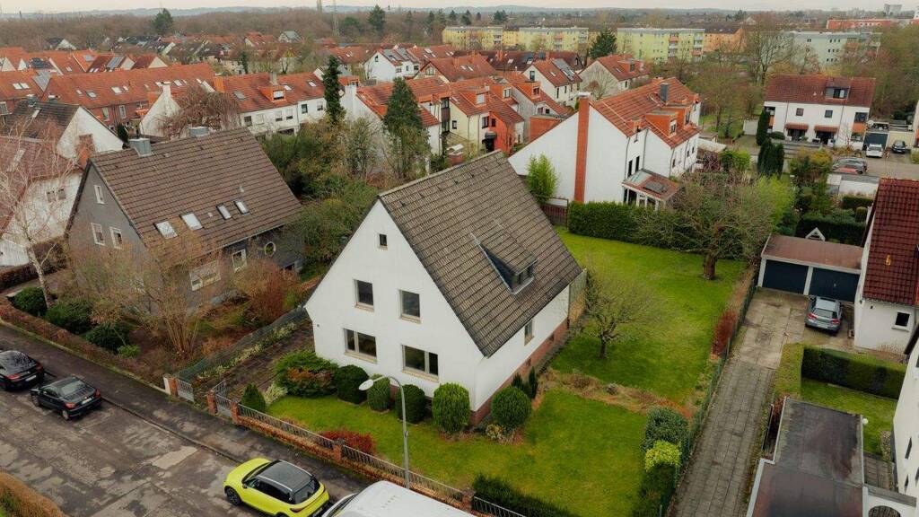 Einfamilienhaus zum Kauf 699.000 € 9 Zimmer 158,8 m² 773 m² Grundstück Höhenhaus Köln 51061