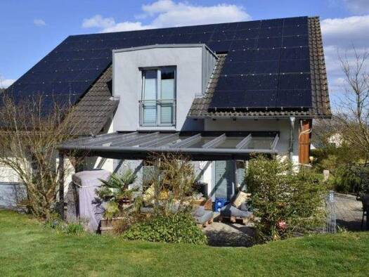 Einfamilienhaus zum Kauf 435.000 € 8 Zimmer 155 m² 1.022 m² Grundstück frei ab 01.12.2026 Brenkhausen Höxter 37671