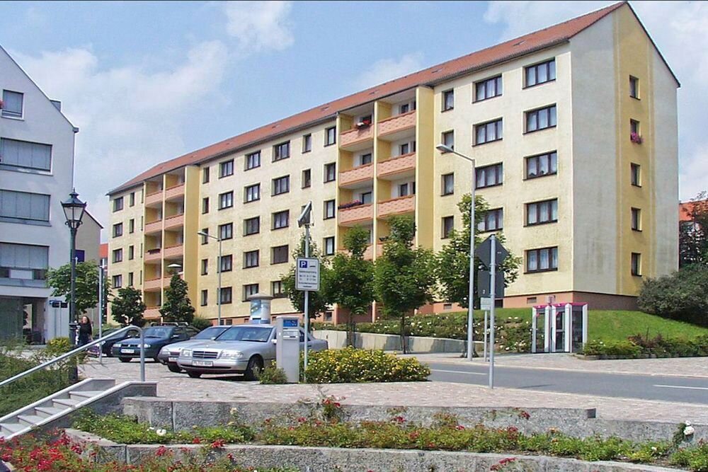 Wohnung zur Miete 304 € 3 Zimmer 58,7 m²<br/>Wohnfläche 2.<br/>Geschoss Straßberger Straße 24 Neundorfer Vorstadt Plauen 08527