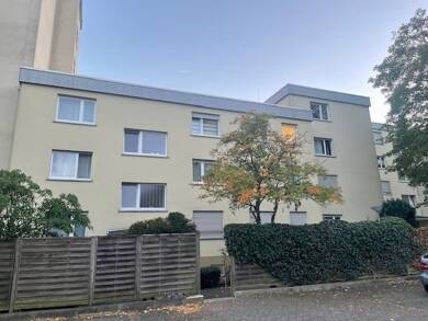 Wohnung zur Versteigerung 286.000 € 4 Zimmer 83,1 m² 1. Geschoss frei ab sofort Im Rosengärtchen Nr. 10 Oberursel Oberursel (Taunus) 61440