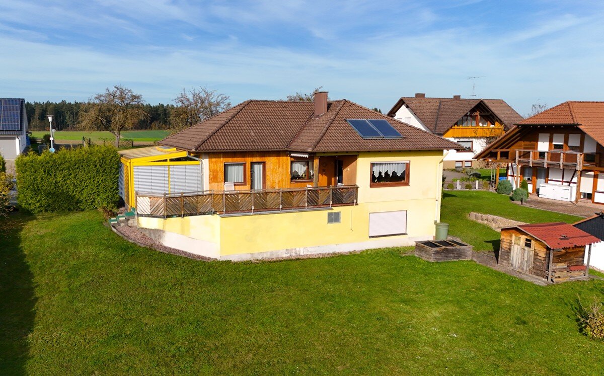 Einfamilienhaus zum Kauf 349.000 € 4 Zimmer 130 m²<br/>Wohnfläche 690 m²<br/>Grundstück Herrenzimmern Bösingen / Herrenzimmern 78662