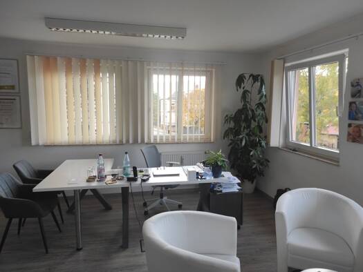 Bürofläche zur Miete 800 € 4 Zimmer 99,4 m² Bürofläche Dresdner Straße 47 Meißen Meißen 01662