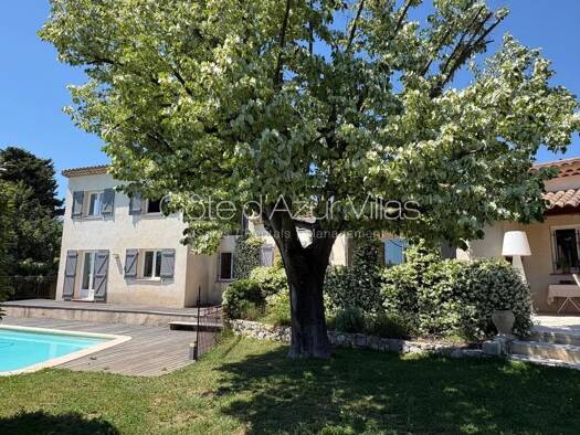 Haus zum Kauf 1.080.000 € 1.653 m² Grundstück Opio 06650