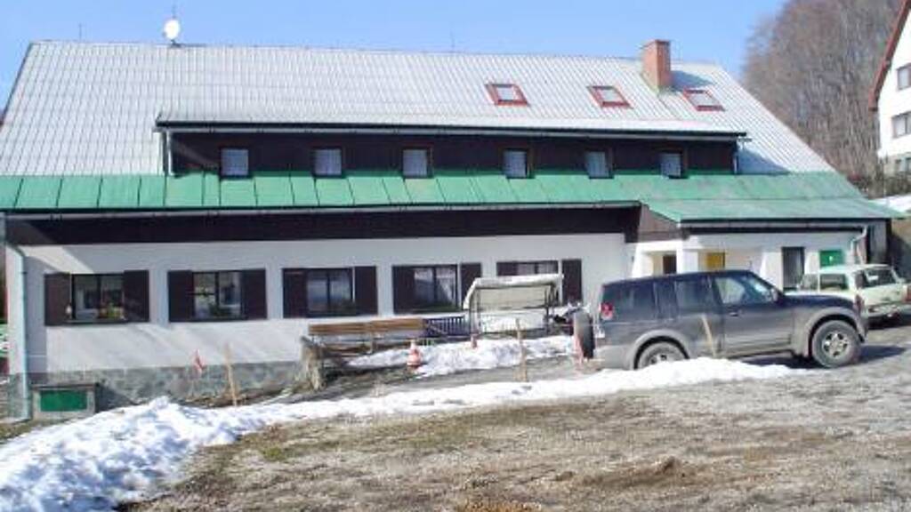 Haus zum Kauf 170.000 € 1 Zimmer 1 m² 2.500 m² Grundstück Horni Marsov 0001