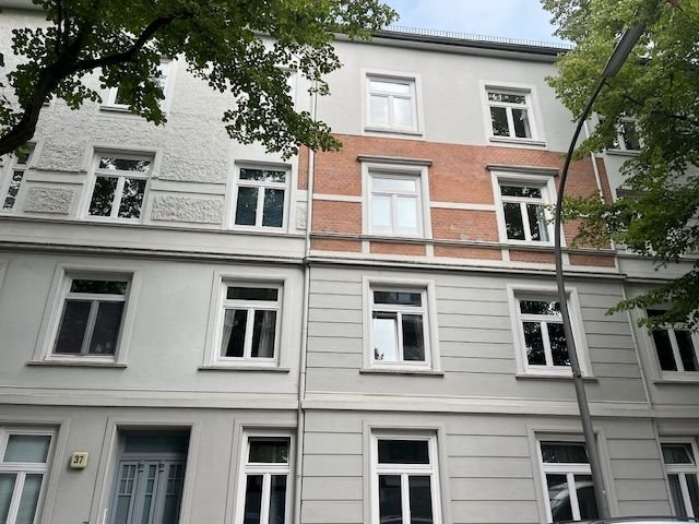 Wohnung zum Kauf 299.900 € 2 Zimmer 41 m²<br/>Wohnfläche 2.<br/>Geschoss ab sofort<br/>Verfügbarkeit Winterhude Hamburg 22301