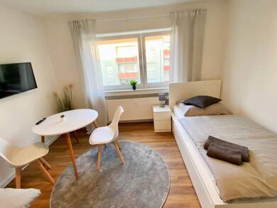 Wohnung zur Miete Wohnen auf Zeit 1.800 € 3 Zimmer 80 m² frei ab sofort Landäckerstr. 0 Neckarweihingen Ludwigsburg 71642