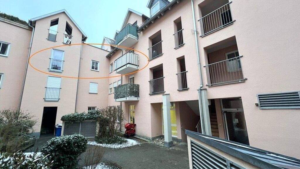 Wohnung zum Kauf 169.500 € 4 Zimmer 98,8 m² 2. Geschoss Meiningen 98617