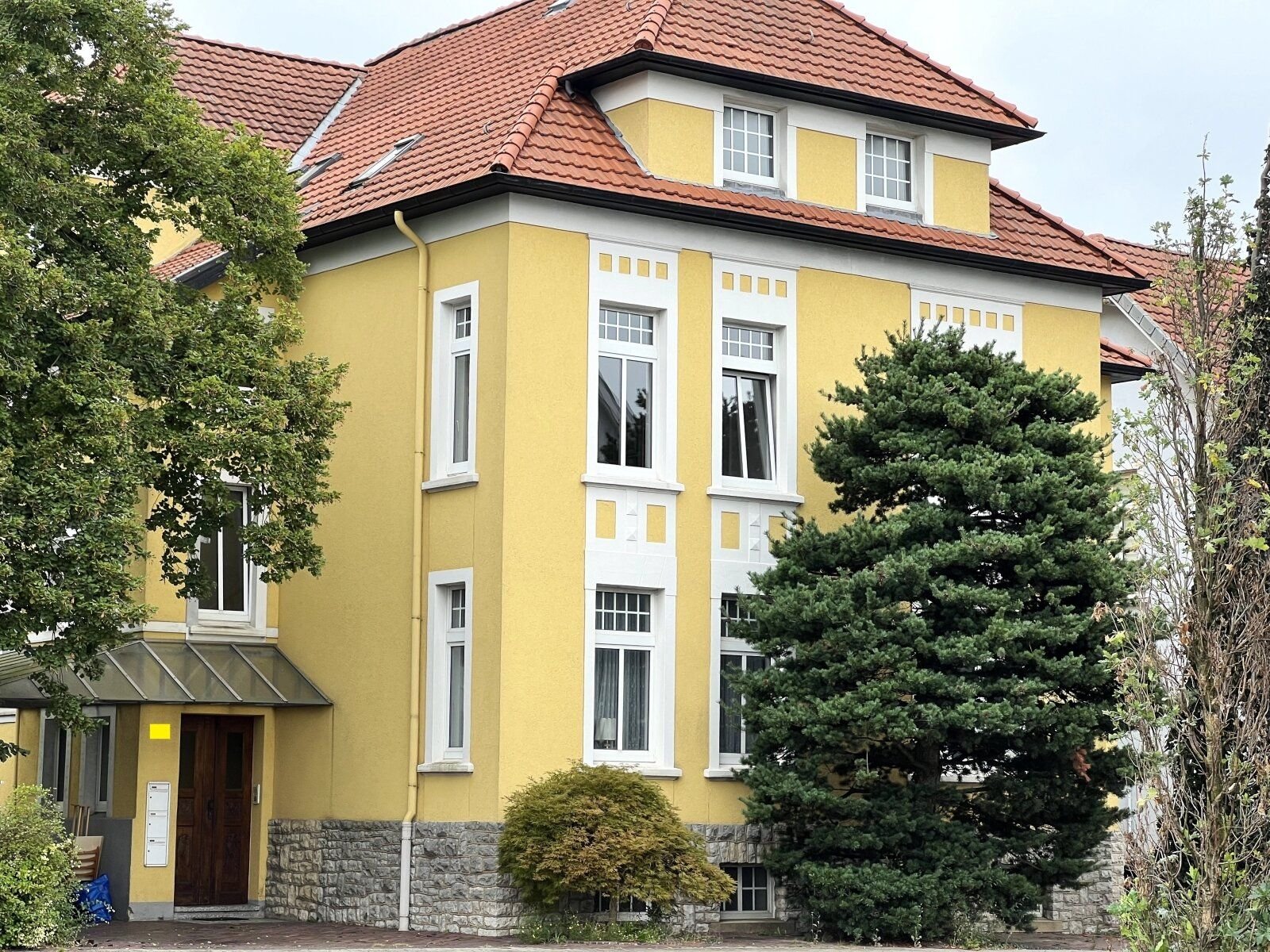 Villa zum Kauf 745.000 € 16 Zimmer 360 m²<br/>Wohnfläche 1.127 m²<br/>Grundstück Melle - Mitte Melle 49324