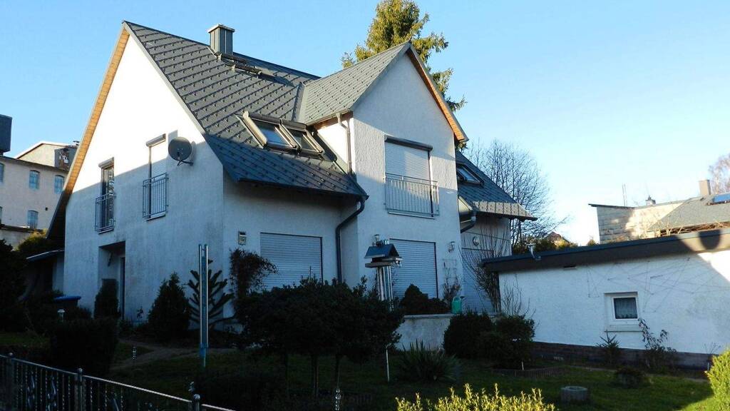 Haus zum Kauf 210.000 € 6 Zimmer 150 m² 220 m² Grundstück frei ab sofort Schmiedefeld 98739