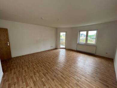 Wohnung zur Miete 488 € 3 Zimmer 85,6 m² 1. Geschoss frei ab 31.07.2025 Am Sportplatz 9 Seehausen Wanzleben-Börde 39164