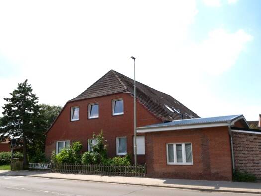 Mehrfamilienhaus zum Kauf 360.000 € 10 Zimmer 360 m² 600 m² Grundstück Sankt Michaelisdonn 25693