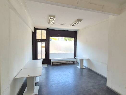 Laden zur Miete 690 € 80 m² Verkaufsfläche Krefeld 47798