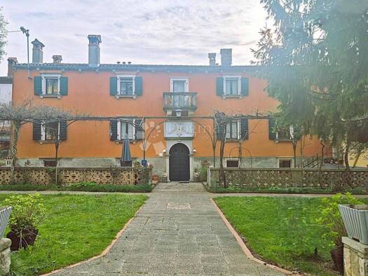 Haus zum Kauf 620.000 € 10 Zimmer 525 m² Martinski, Sveta Nedelja Sveta Nedelja