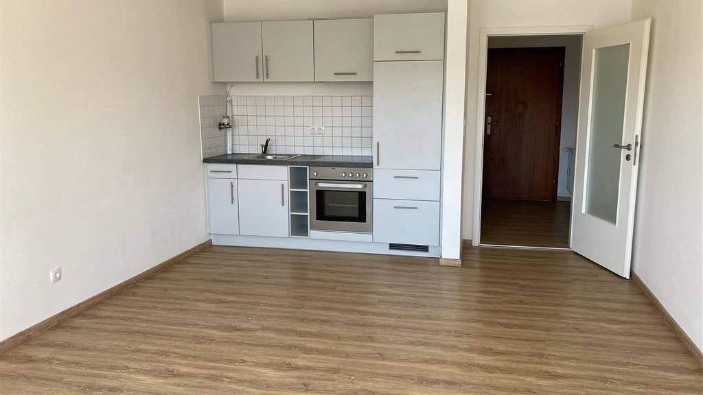 Studio zur Miete 400 € 1 Zimmer 31,5 m² 1. Geschoss frei ab 01.04.2026 Altstadt Passau 94034