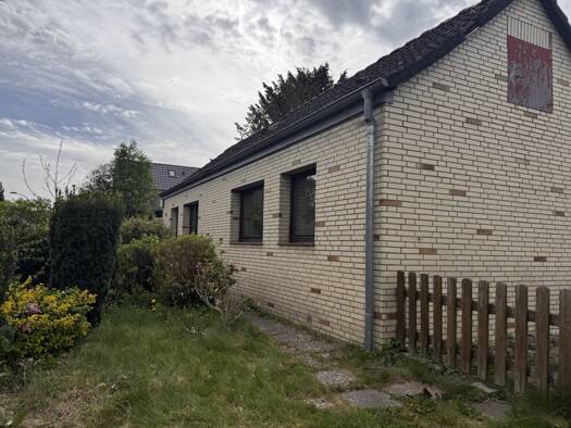Bungalow zum Kauf 475.000 € 6 Zimmer 120 m² 1.195 m² Grundstück Rellingen 25462