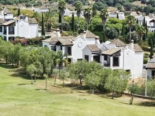 Chalet zum Kauf 850.000 € 3 Zimmer 210 m² Calle Parque Central Estepona 29680