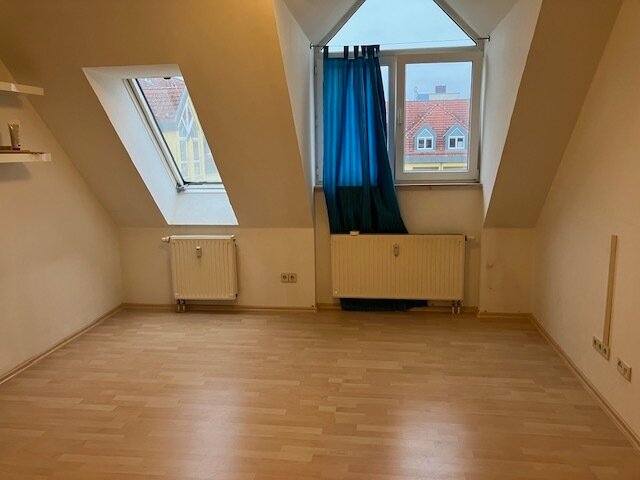 Wohnung zum Kauf als Kapitalanlage geeignet 180.000 € 2 Zimmer 50,6 m²<br/>Wohnfläche Südstadt 30 Fürth 90763