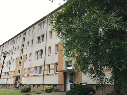 Wohnung zur Miete 300 € 2 Zimmer 46 m² 2. Geschoss frei ab sofort Hermann-Fahlke-Straße 12 Wolfen Bitterfeld-Wolfen 06766