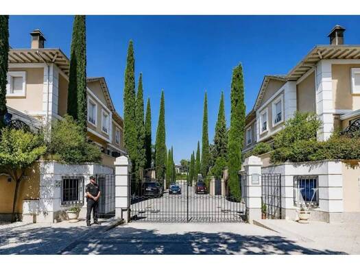 Doppelhaushälfte zum Kauf 3.150.000 € 5 Zimmer 403 m² Madrid 28043