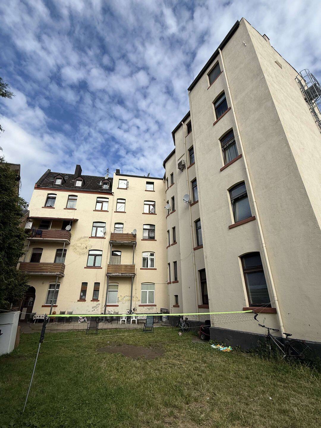 Mehrfamilienhaus zum Kauf - Ansicht 2