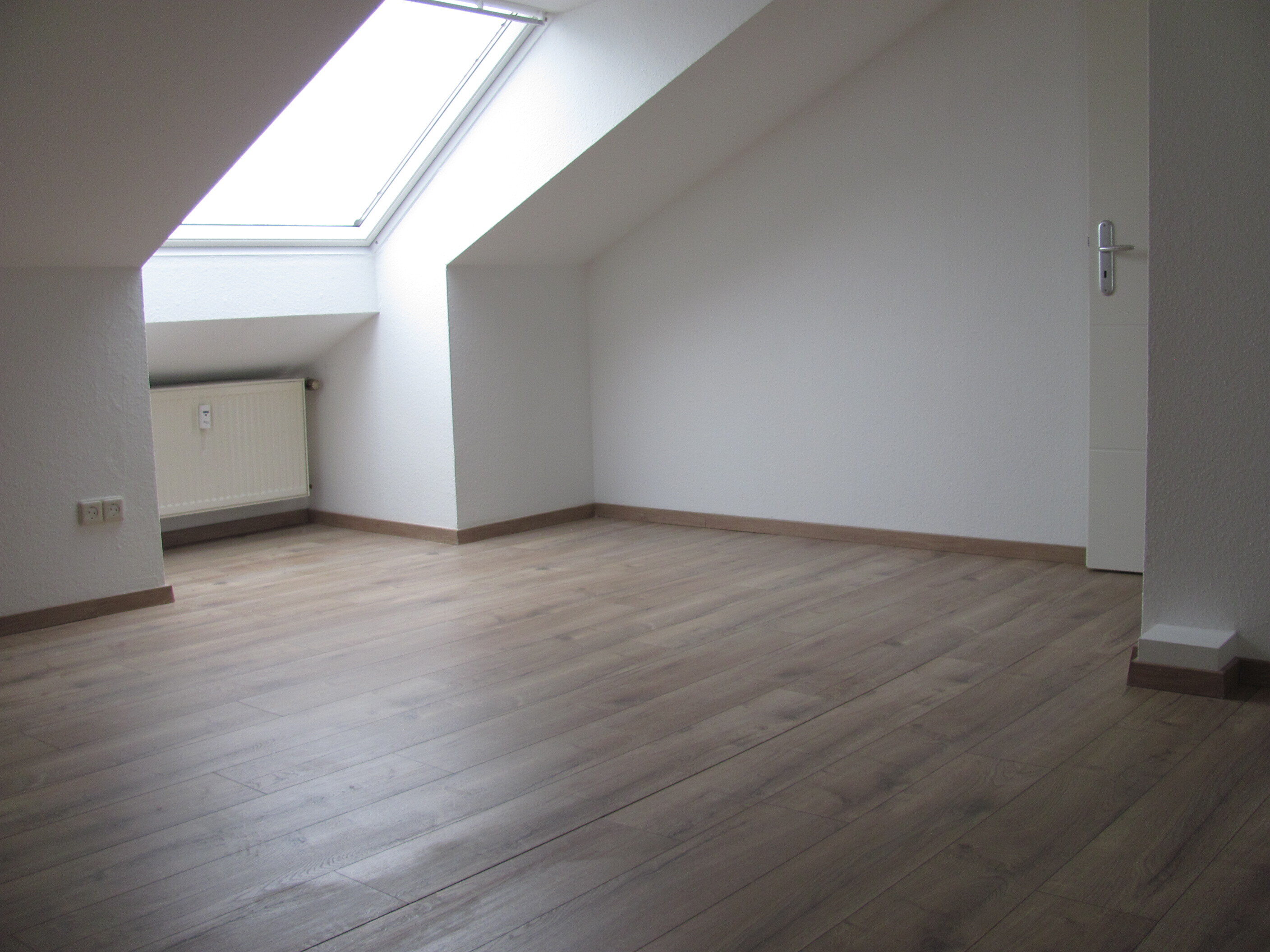 Wohnung zur Miete 425 € 2 Zimmer 47 m²<br/>Wohnfläche 3.<br/>Geschoss ab sofort<br/>Verfügbarkeit Burger Landstraße Burg - Dorperhof Solingen 42659