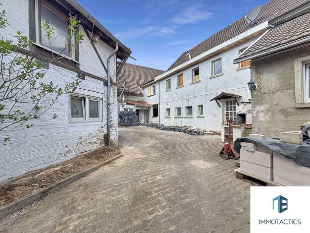 Einfamilienhaus zum Kauf 269.000 € 9 Zimmer 250 m² 646 m² Grundstück Heimersheim Alzey 55232