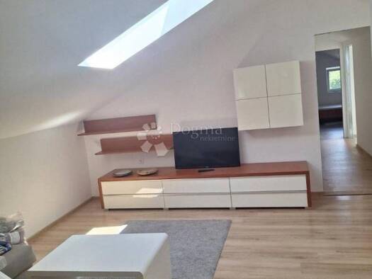 Wohnung zum Kauf 250.000 € 7 Zimmer 145 m² 1 Geschosse Klana Klana 51217