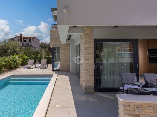 Haus zum Kauf 1.400.000 € 3 Zimmer 260 m² Bibinje