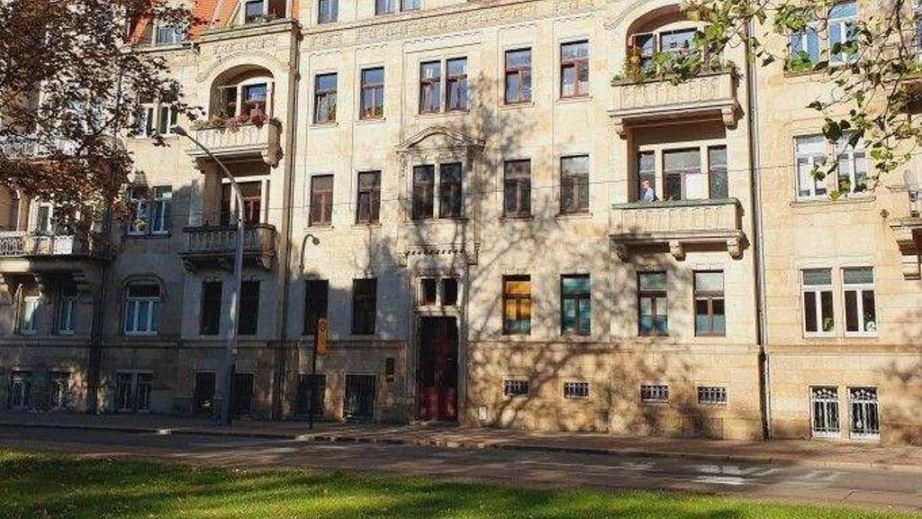 Wohnung zur Miete 1.150 € 3 Zimmer 89 m² frei ab 01.04.2026 Südvorstadt-West Dresden 01187