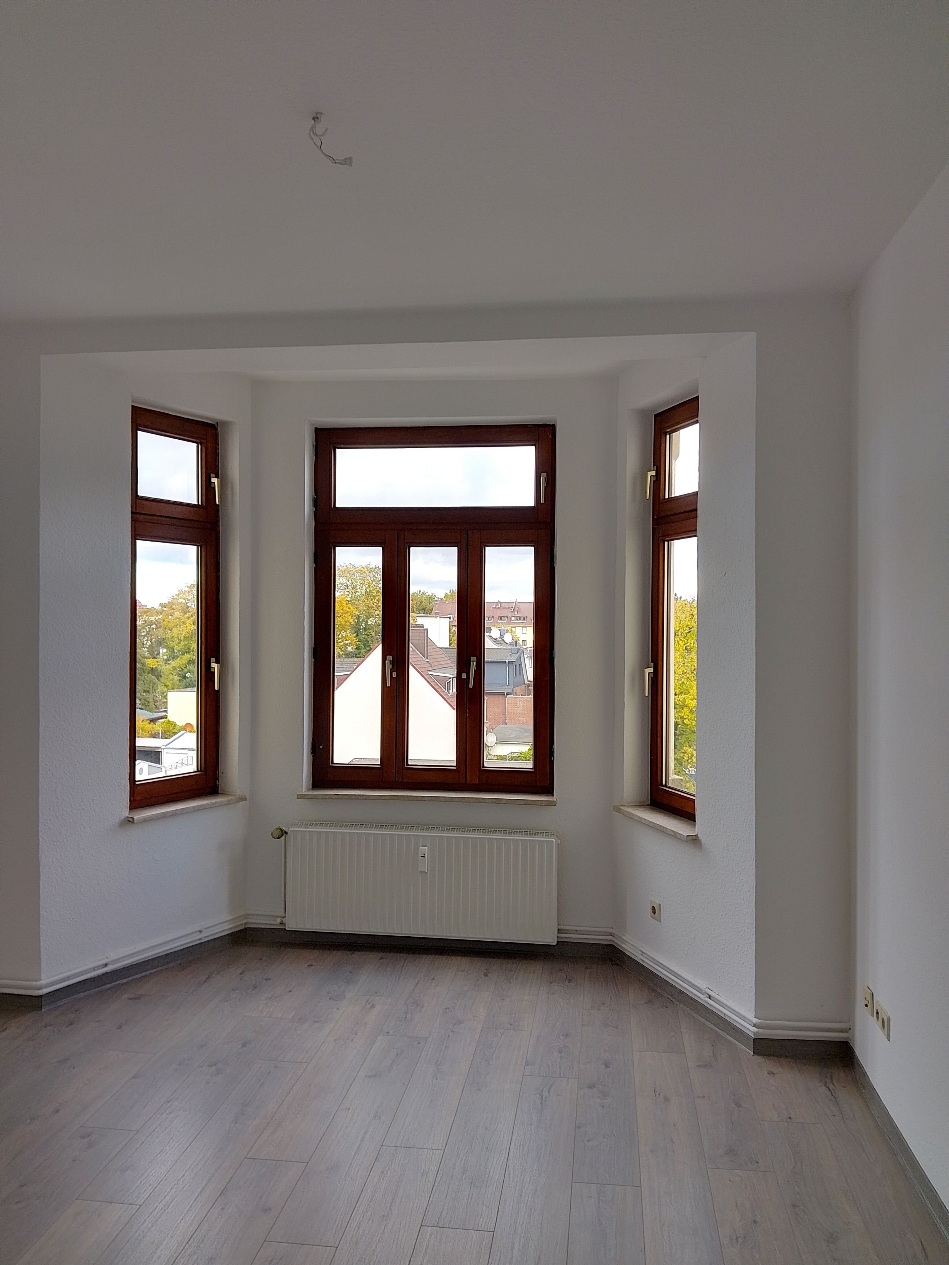 Wohnung zur Miete 315 € 2 Zimmer 44 m²<br/>Wohnfläche 4.<br/>Geschoss ab sofort<br/>Verfügbarkeit Frenssenstraße 7 Goethestraße Bremerhaven 27576