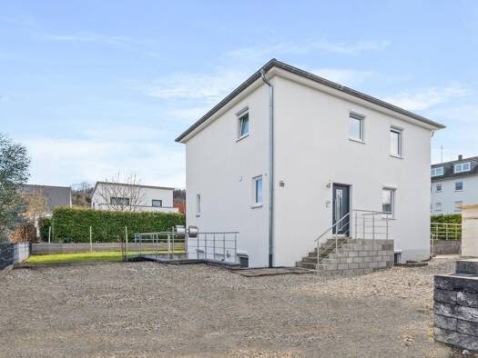 Einfamilienhaus zum Kauf 895.000 € 7 Zimmer 200 m² 616 m² Grundstück Herbolzheim Herbolzheim 79336