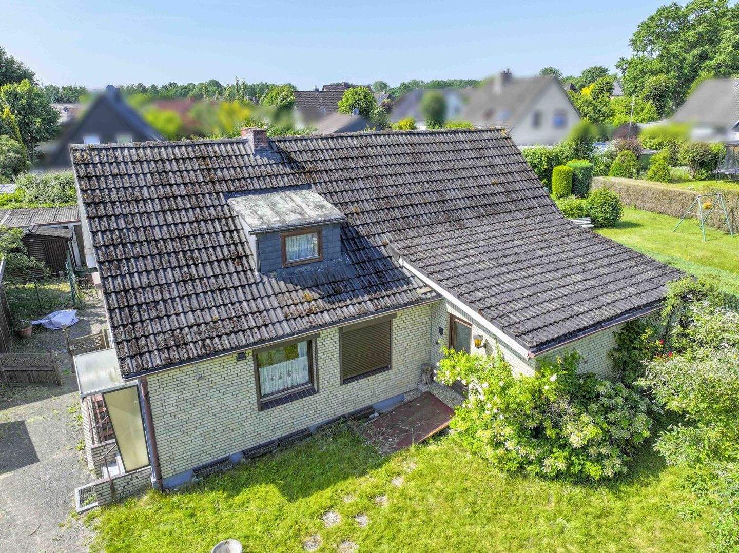 Immobilie in Oststeinbek - ! NEU ! Ihr Projekt fürs Eigenheim - Haus mit Entwicklungs- potenzial in 22113 Oststeinbek - Bild 1