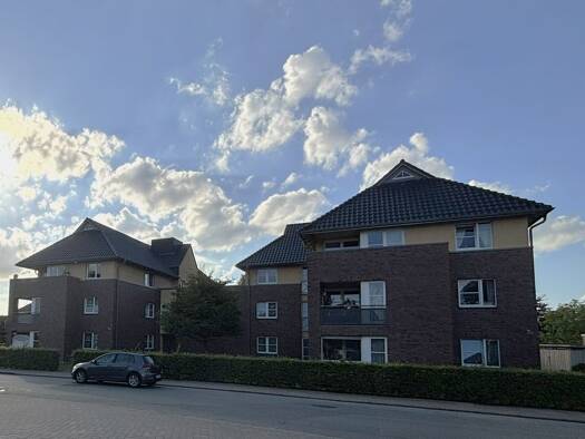 Wohnung zur Miete 675 € 3 Zimmer 75 m² Geschoss 1/3 frei ab sofort Bahnhofstraße 3 Bredstedt 25821