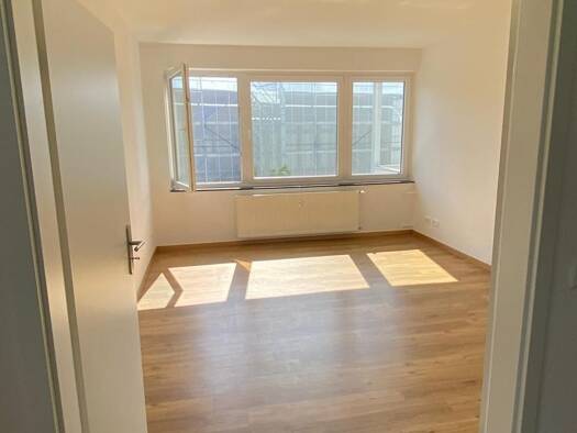 Wohnung zur Miete 900 € 4 Zimmer 80 m² 3. Geschoss frei ab 01.09.2026 Marktstraße 49 Mitte Mitte 30159