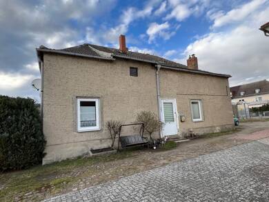 Doppelhaushälfte zum Kauf 49.000 € 4 Zimmer 65 m² 474 m² Grundstück Anklam Anklam 17389
